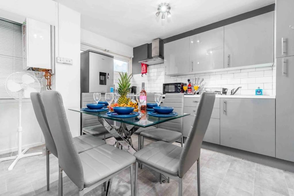 ✪Central✪6Bed✪ Parking✪Pool Table✪Private Patio ✪ Birmingham Esterno foto